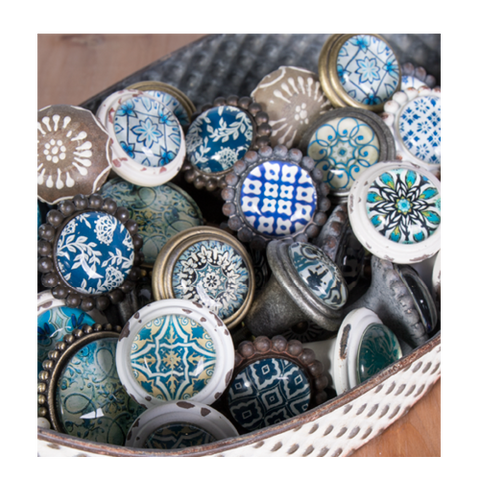 Knobs, Hooks & Pulls